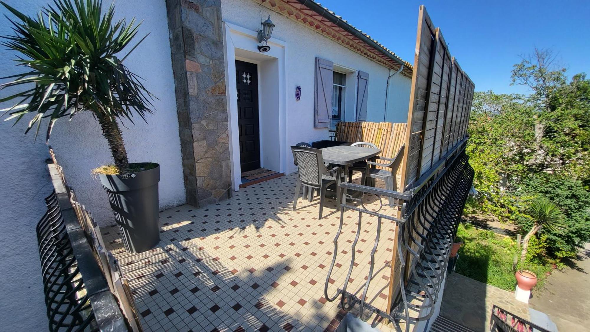 Bel Appartement Vinassan Exterior foto
